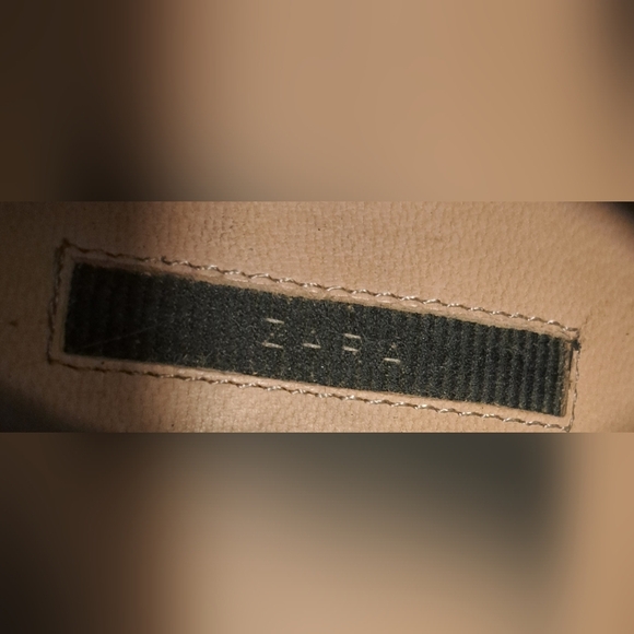 Zara Black Embellished Leather Moto Indie Ankle Bootie Boot Heel Shoe SZ 8 - Picture 7 of 9